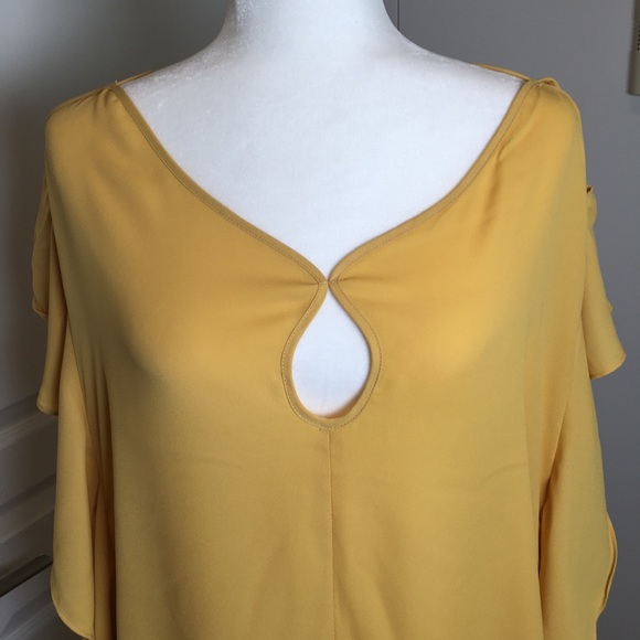 🟠🟡🟠Max Studio Blouse.🟠🟡🟠 - Picture 1 of 8